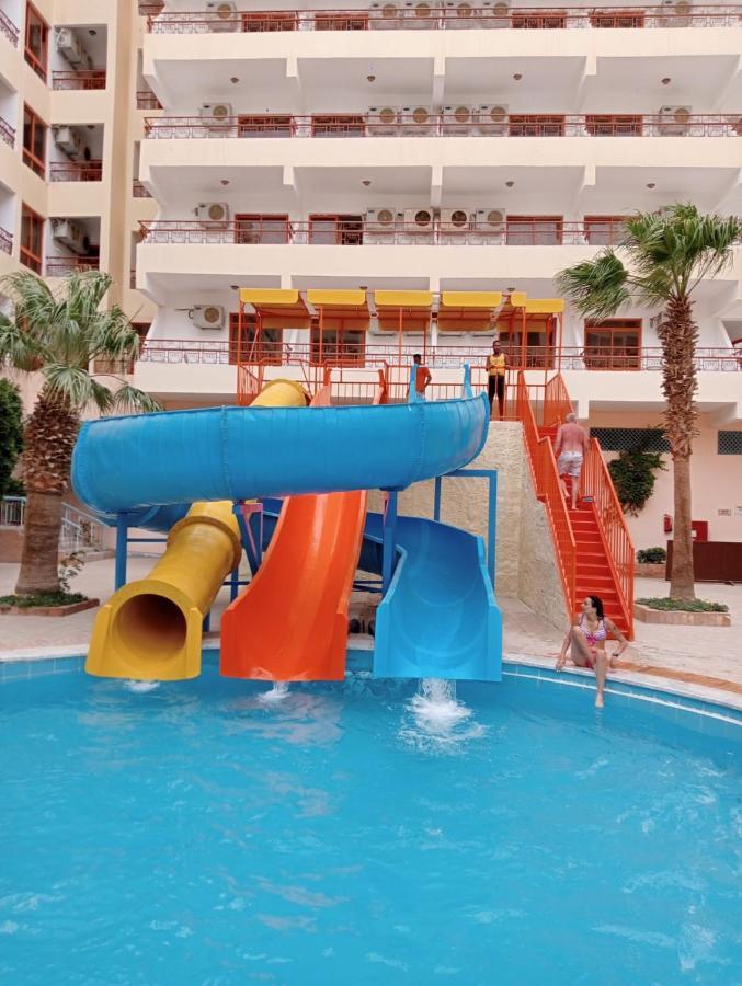 Empire Hotel Aqua Park Hurghada Exterior photo