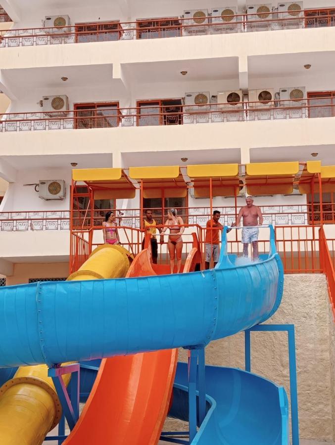 Empire Hotel Aqua Park Hurghada Exterior photo