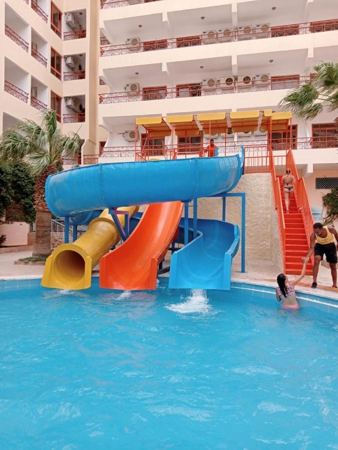 Empire Hotel Aqua Park Hurghada Exterior photo