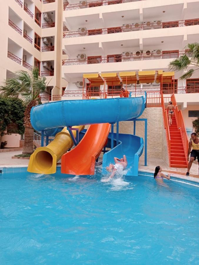 Empire Hotel Aqua Park Hurghada Exterior photo