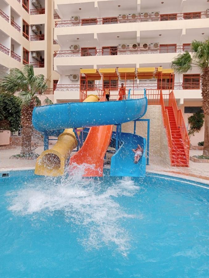 Empire Hotel Aqua Park Hurghada Exterior photo