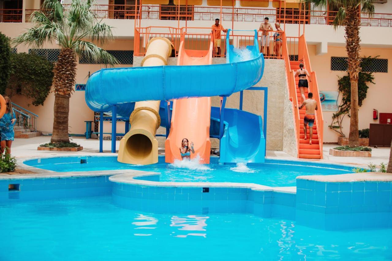 Empire Hotel Aqua Park Hurghada Exterior photo