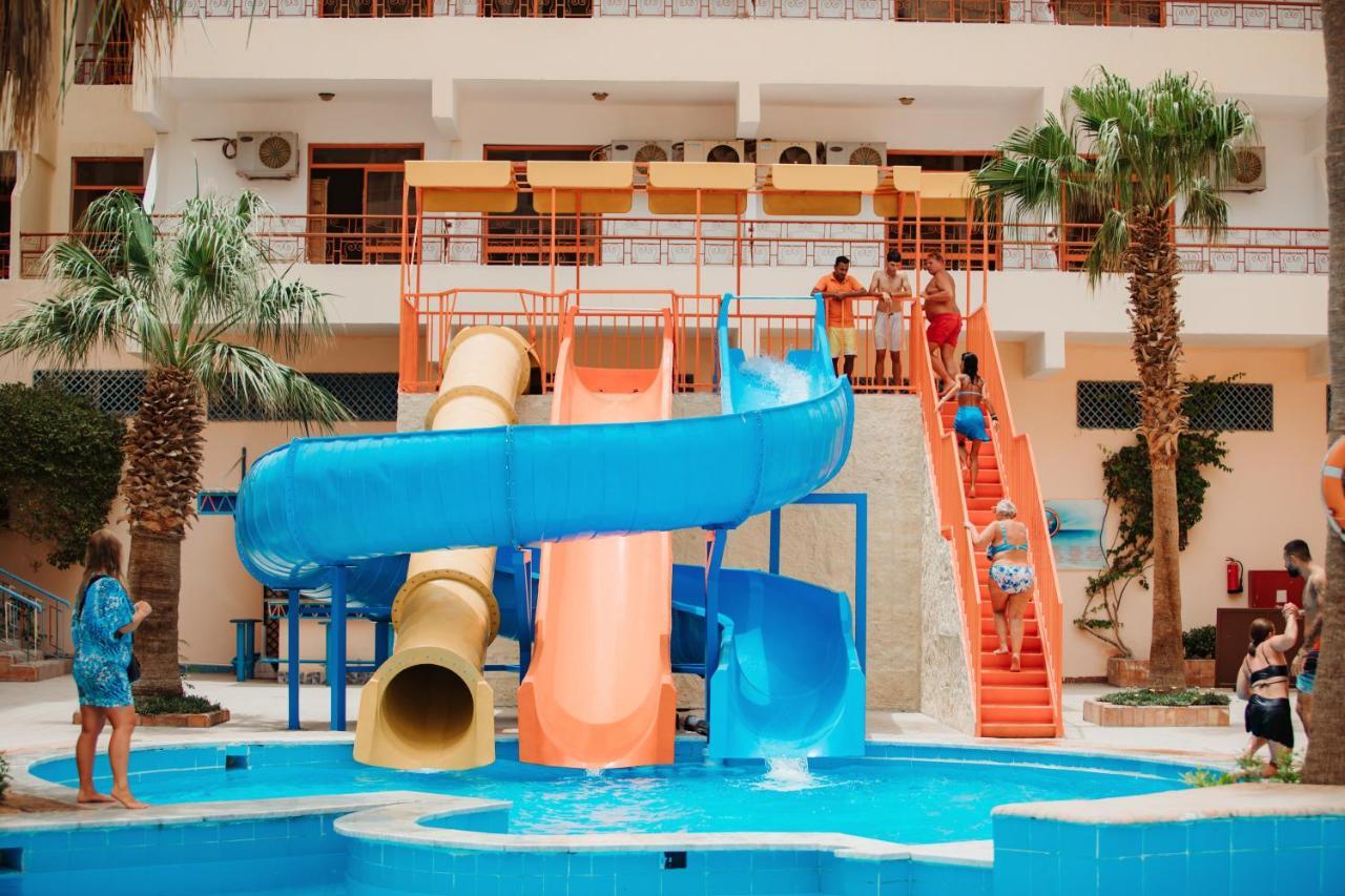 Empire Hotel Aqua Park Hurghada Exterior photo